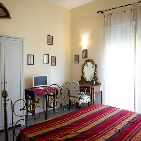Esedra Bed and breakfast 3*